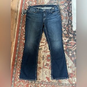 Silver jeans Suki mid rise slim boot